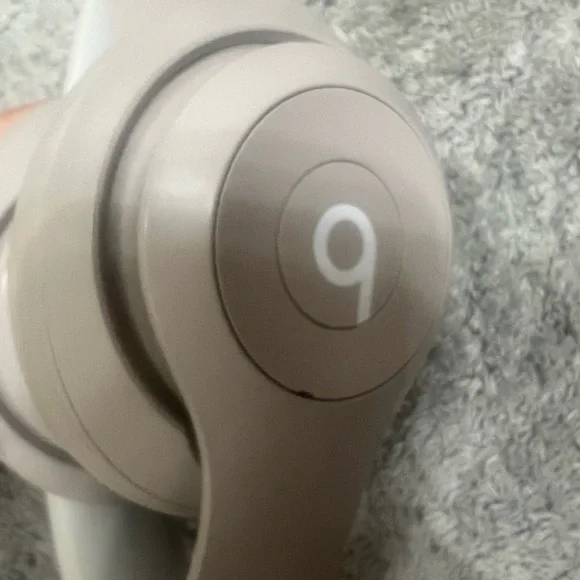 Beats by Dre Over-Ear Headphones - Cream